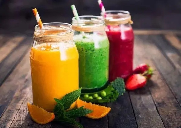 如何妥善保存已開(kāi)封的飲料？