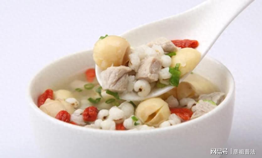 養(yǎng)生食譜，助力清除體內(nèi)濕氣，重塑健康體態(tài)