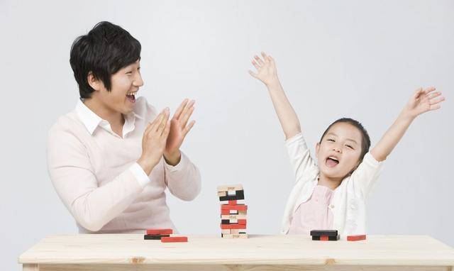 父母如何借助家庭教育培育孩子的獨立性
