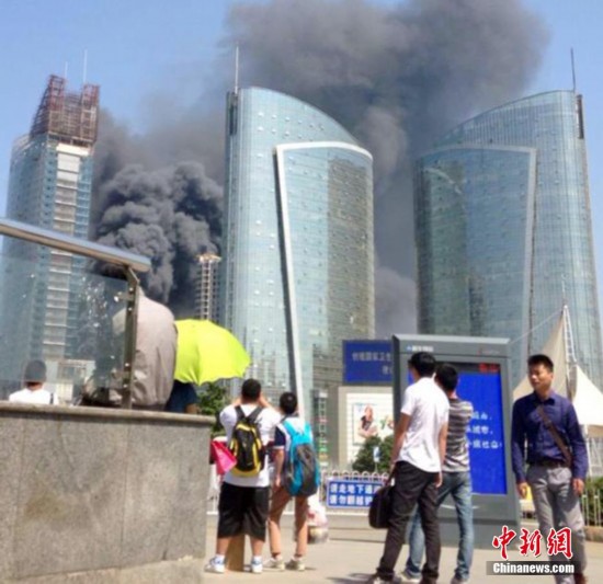 武漢臨街樓房起火事件，災(zāi)難反思與應(yīng)對(duì)策略